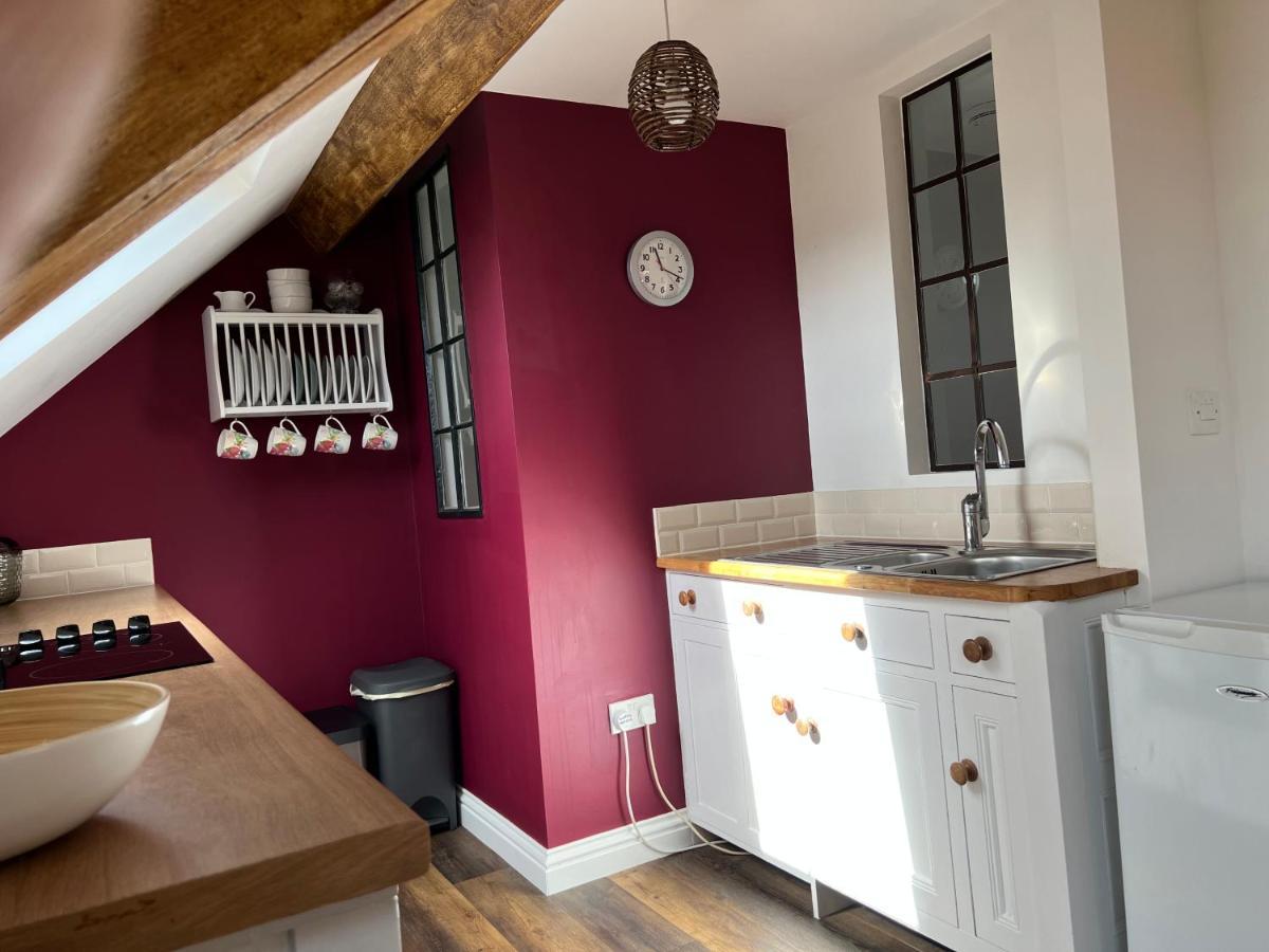Studio Apartment Wells Bagian luar foto
